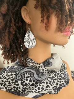 White Paisley and Cheetah Print Scarf with Matching Earrings - Cheetah Hair Wrap - African Head Turban - Neck Scarf - Shawl - Long Tassel Earrings